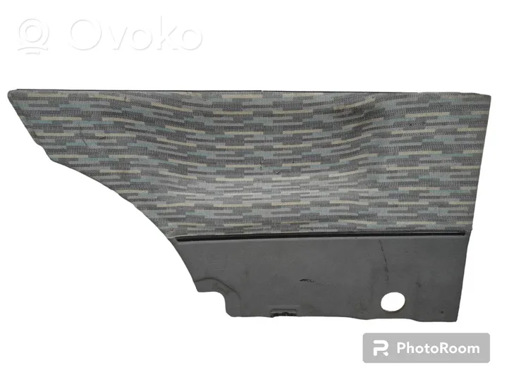 Volkswagen Polo II 86C 2F Rivestimento pannello laterale del bagagliaio/baule 867867043