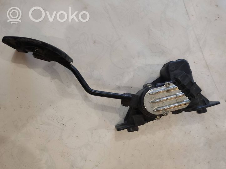 Mitsubishi L200 Gaspedal APM30009