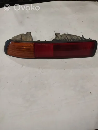 Mitsubishi Pajero Lampa zderzaka tylnego 