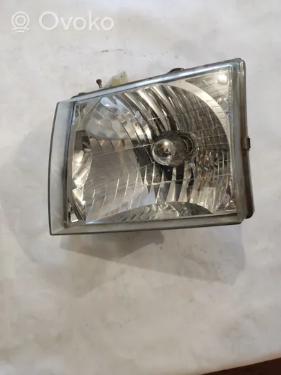 Ford Ranger Lampa przednia 