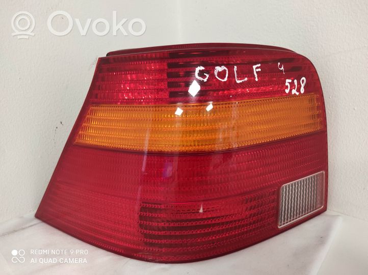 Volkswagen Golf IV Luci posteriori 1J6945095Q
