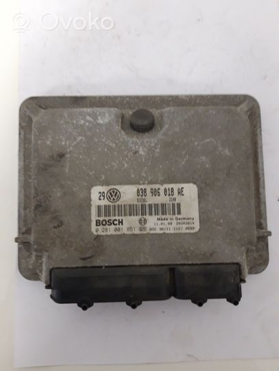 Volkswagen PASSAT B5.5 Dzinēja vadības bloks 038906018AE