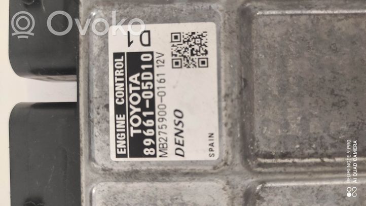 Toyota Avensis T270 Calculateur moteur ECU 8966105D10