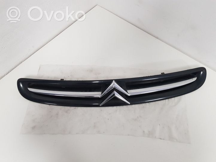 Citroen Xsara Picasso Front bumper upper radiator grill 9631507477