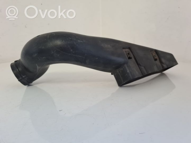 Audi A2 Oro paėmimo kanalo detalė (-ės) 8Z0129617B