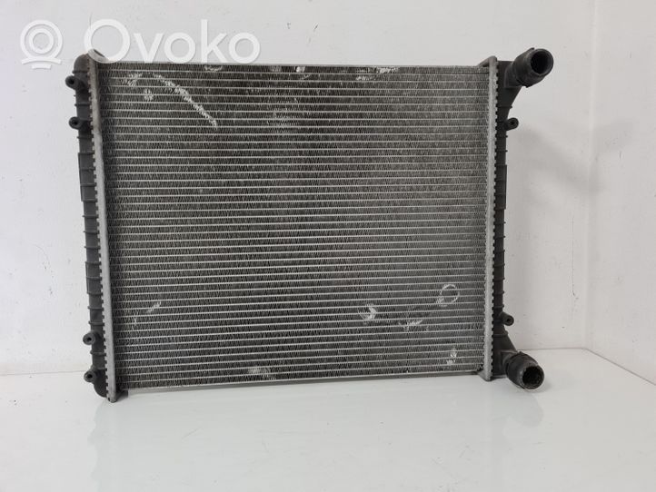 Audi A2 Coolant radiator 8Z0121251D