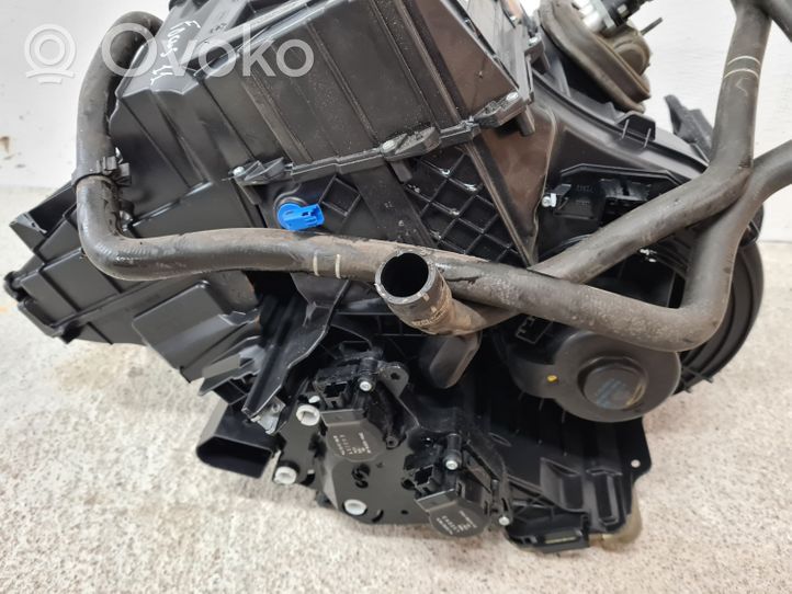 Ford Focus Scatola climatizzatore riscaldamento abitacolo assemblata AV6N19B555AH