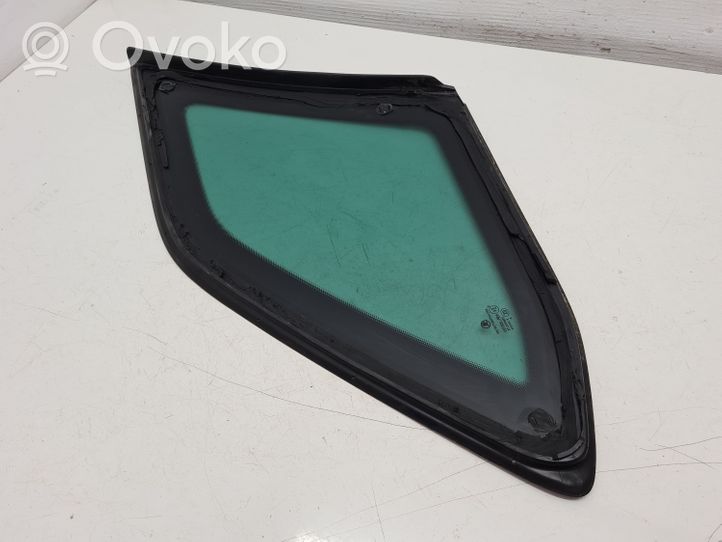 Skoda Fabia Mk3 (NJ) Finestrino/vetro retro 6V9845297