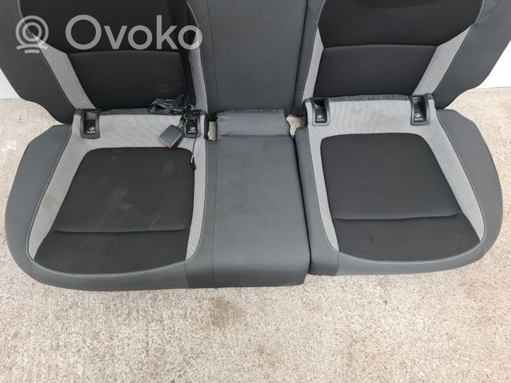 Skoda Fabia Mk3 (NJ) Sitze komplett 6V0885375