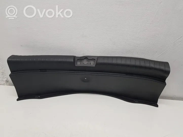 KIA Soul Protector del borde del maletero/compartimento de carga 85770B2000