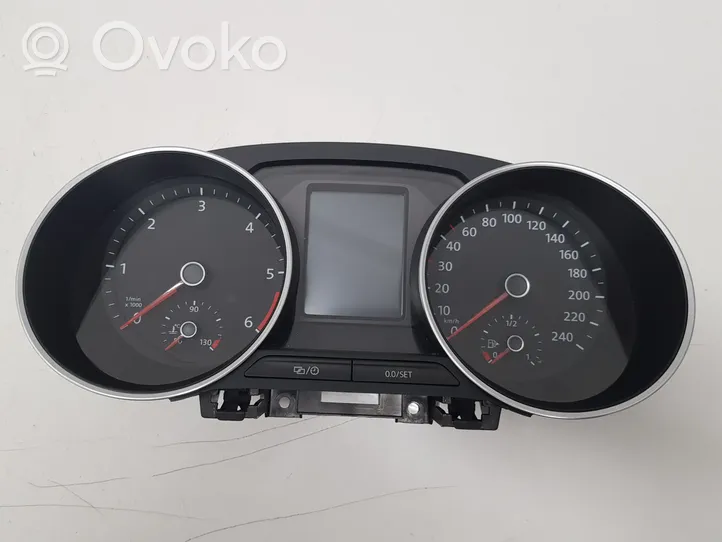 Volkswagen Polo V 6R Speedometer (instrument cluster) 6C0920741E