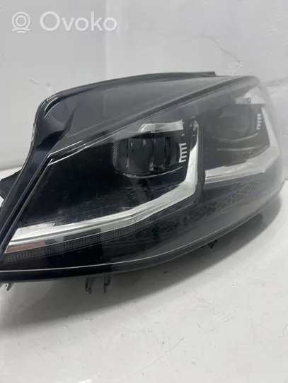 Volkswagen Golf VII Lampa przednia 5G1941035C