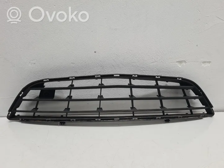 Opel Corsa D Grotelės apatinės (trijų dalių) 13179942