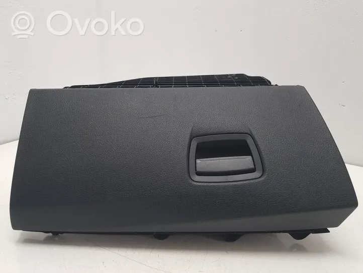 BMW 5 F10 F11 Glove box set 51169173907