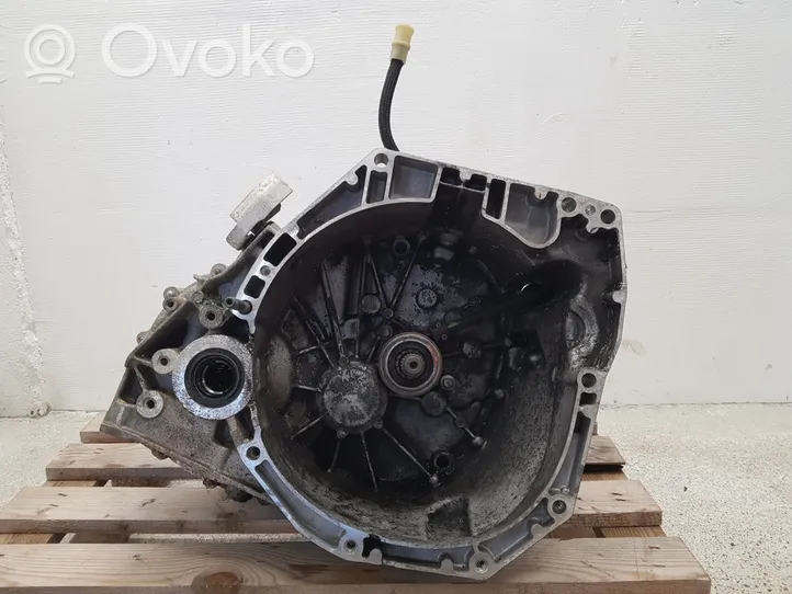 Dacia Lodgy Manual 5 speed gearbox 320107276R