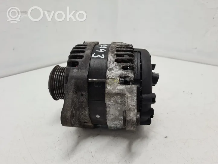 Opel Astra J Generatore/alternatore 13579675