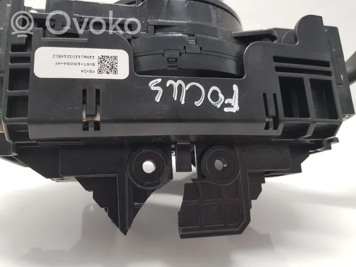 Ford Focus Interruptor/palanca de limpiador de luz de giro AV6T13335AB