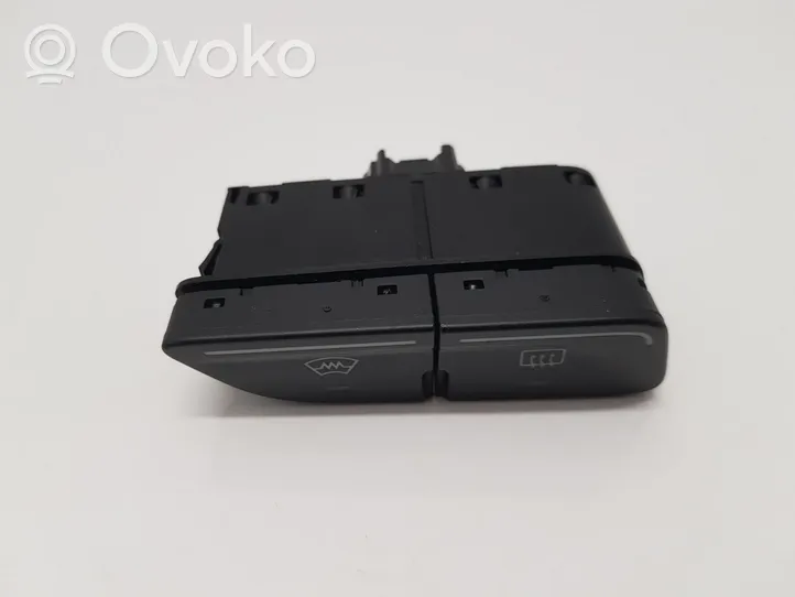 Ford Focus Windscreen/window heater switch AM5T18K574AB