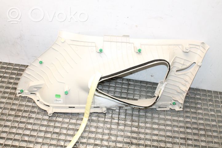Honda CR-V B-pilarin verhoilu (yläosa) 84131T16E511M1