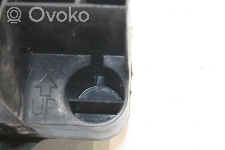 Toyota Verso Support de coin de pare-chocs 525630F020