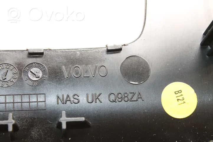 Volvo V40 Polttoainesäiliön korkin suoja 08632794