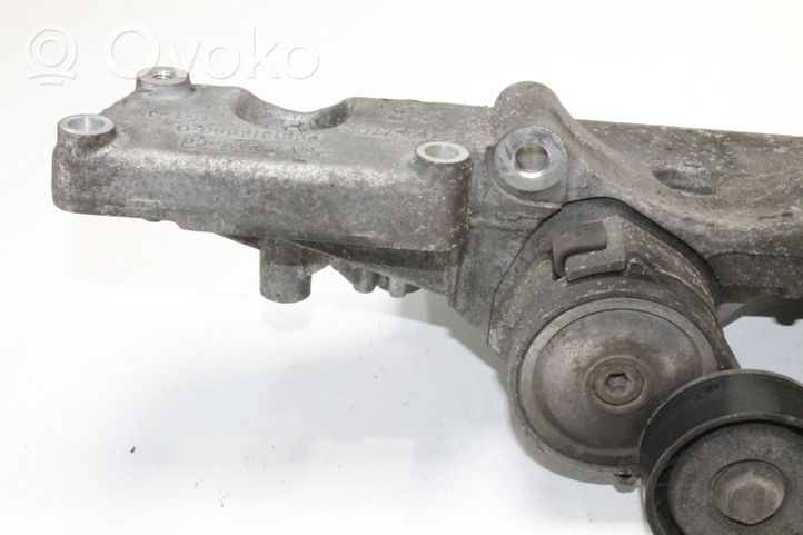 Land Rover Freelander 2 - LR2 Generaattorin/laturin kiinnike 9661310080G