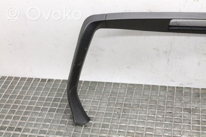 Subaru Forester SH Rivestimento di protezione sottoporta del bagagliaio/baule 94311SC000