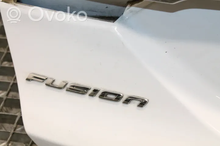 Ford Fusion II Takaluukun/tavaratilan kansi 