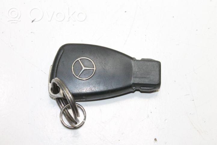 Mercedes-Benz SLK R171 Moottorinohjausyksikön sarja ja lukkosarja A2721533279