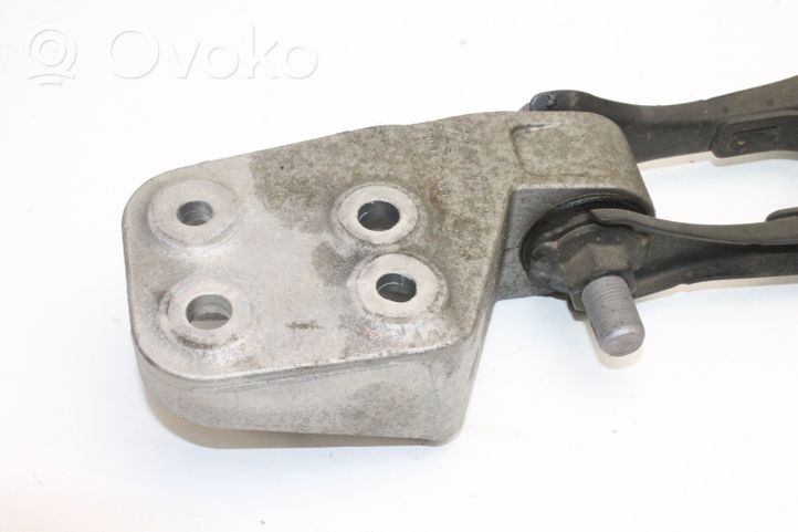 Toyota C-HR Gearbox mounting bracket 