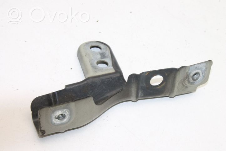 Volkswagen Golf VIII Support de montage d'aile 5H0821430