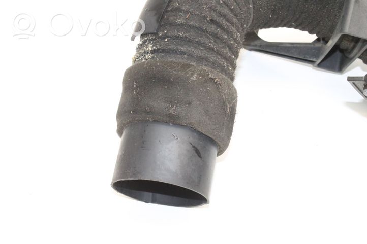 Chrysler 300C Cabin air duct channel 68101348AC