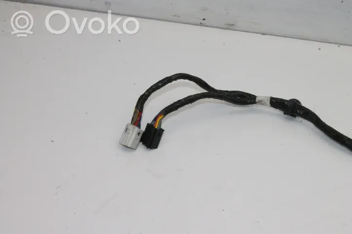 Chrysler 300C Elektryczne lusterko boczne drzwi przednich 68154826AA