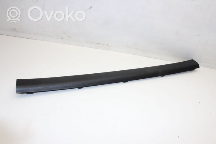 Nissan 370Z Tappo cornice del serbatoio 909001EA0A