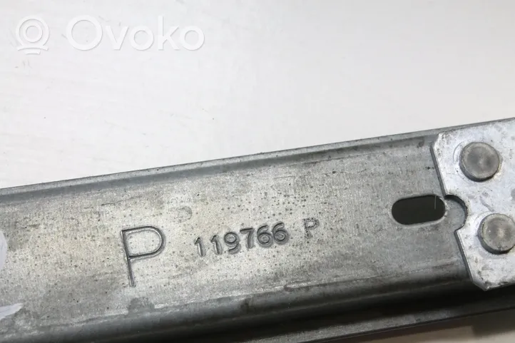 Nissan Qashqai+2 Elektryczny podnośnik szyby drzwi tylnych 402191A