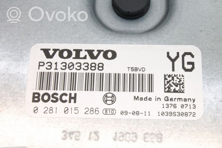 Volvo V70 Komputer / Sterownik ECU i komplet kluczy 0281015286