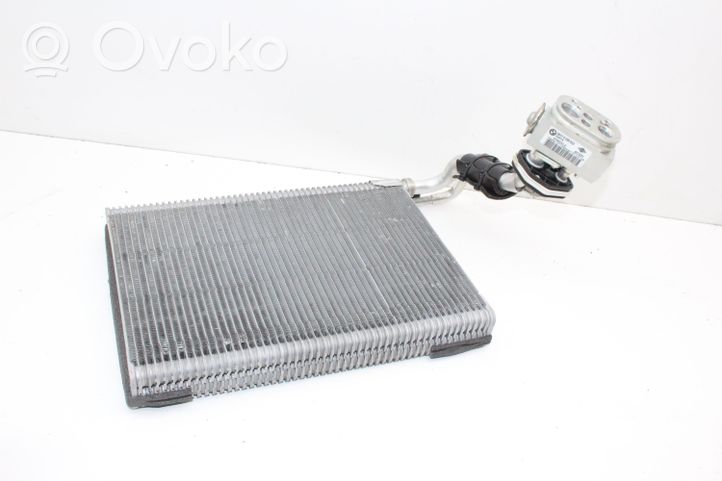 BMW 4 F32 F33 Gaisa kondicioniera radiators (salonā) 9289832