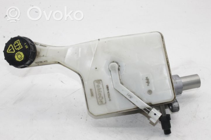 Ford Focus Brake fluid reservoir BV612C246B