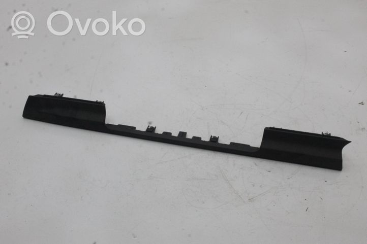 Audi A5 Dekoratyvinė apdailos juostelė 8W2857304A