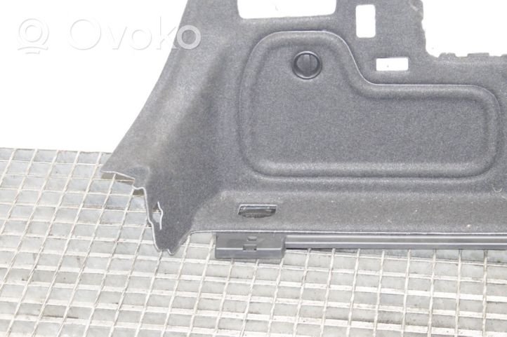 Audi A5 Garniture panneau latérale du coffre 8W7863879