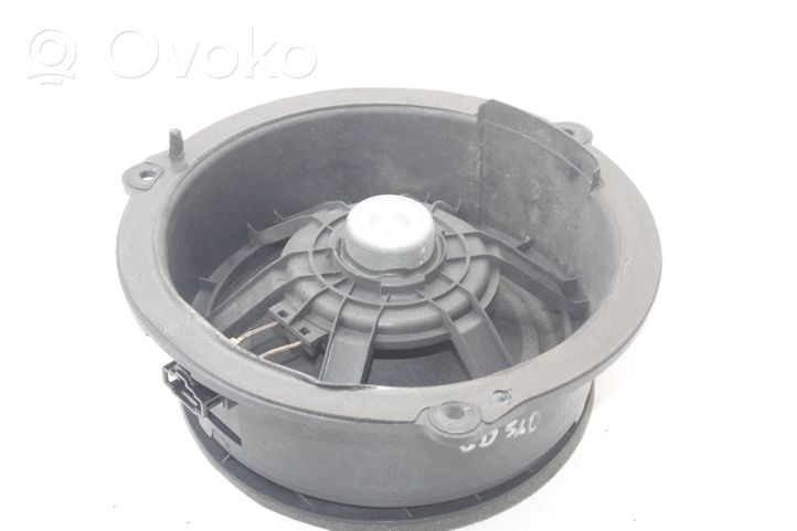 Audi A8 S8 D4 4H Takaoven kaiutin 4H0035411