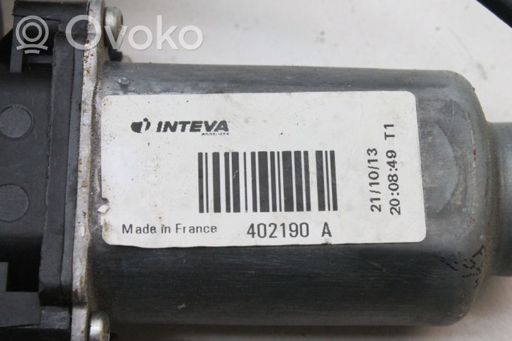 Nissan Qashqai+2 Elektryczny podnośnik szyby drzwi tylnych 402190A