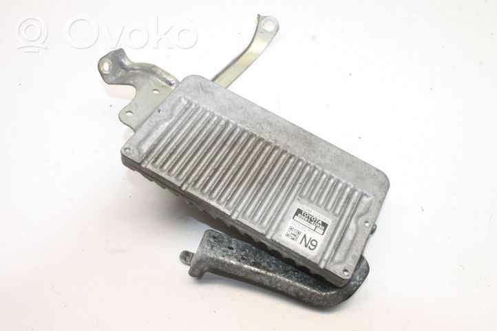 Toyota RAV 4 (XA40) Sterownik / Moduł ECU 8966142R90