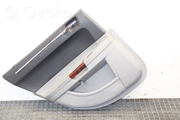 Chrysler 300 - 300C Takaoven verhoilu 0UU071DBAH