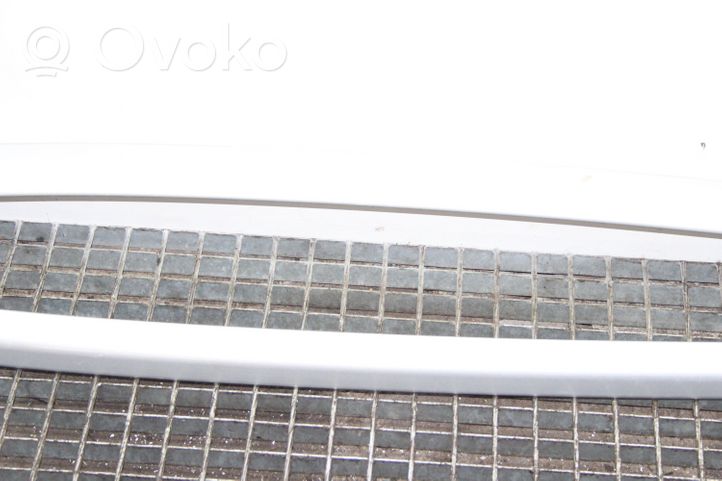 Toyota Corolla Verso E121 Katon poikittaiskiskot ”sarvilla” 