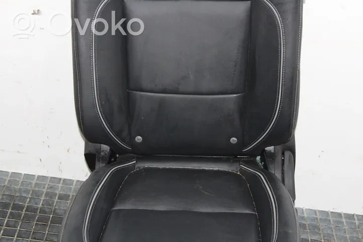 Mitsubishi Outlander Asiento delantero del conductor HEATED