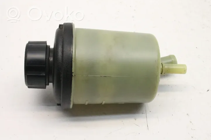 Volvo XC70 Power steering fluid tank/reservoir 31302576