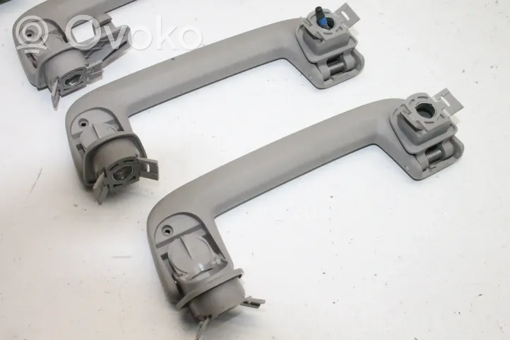 Volvo XC70 A set of handles for the ceiling 