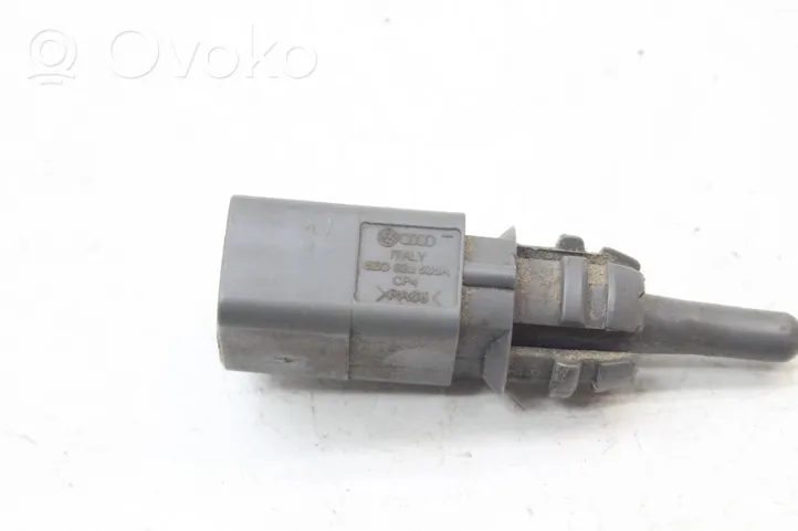 Audi A4 S4 B8 8K Āra temperatūras sensors 8Z0820535A