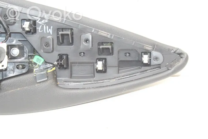 Nissan Qashqai Altri elementi della console centrale (tunnel) 969RK4EH0A